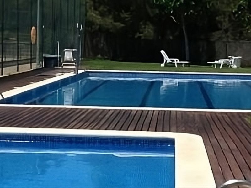 Paintball Aguilar piscina